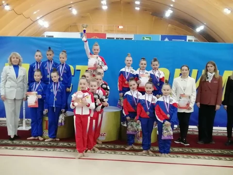Гимнастки на награждении