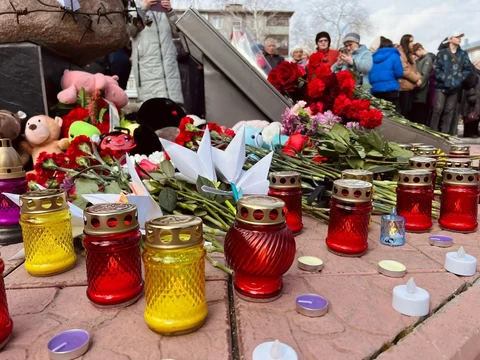 Сквер Непокоренные, где ежегодно проходят мероприятия, приуроченные Дню солидарности в борьбе с терроризмом