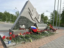 Обелиск журавли