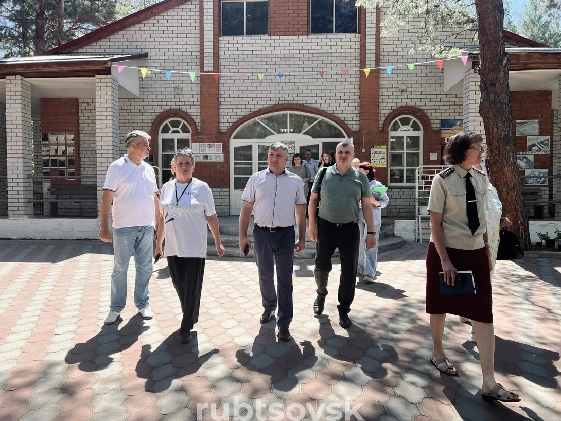 Комиссия в лагере 