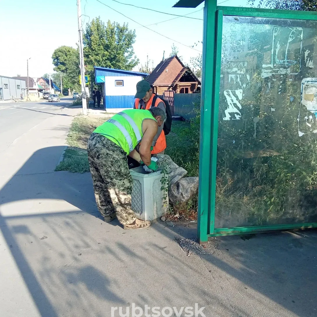 уборка остановочных павильонов